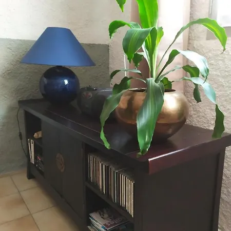 公寓 55 M2 Proche Commerces Et Parking *