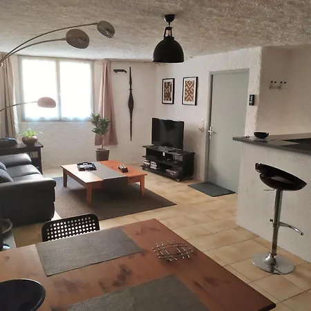 55 M2 Proche Commerces Et Parking Apartment Rivesaltes